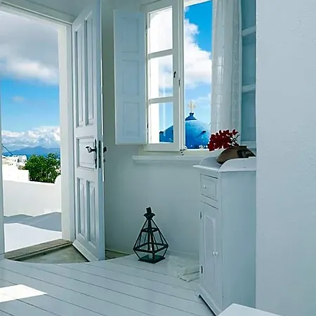 Altana Heritage Imerovigli (Santorini)