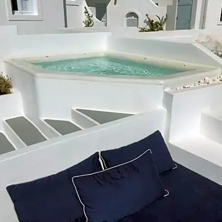 Altana Heritage 4* Imerovigli (Santorini)