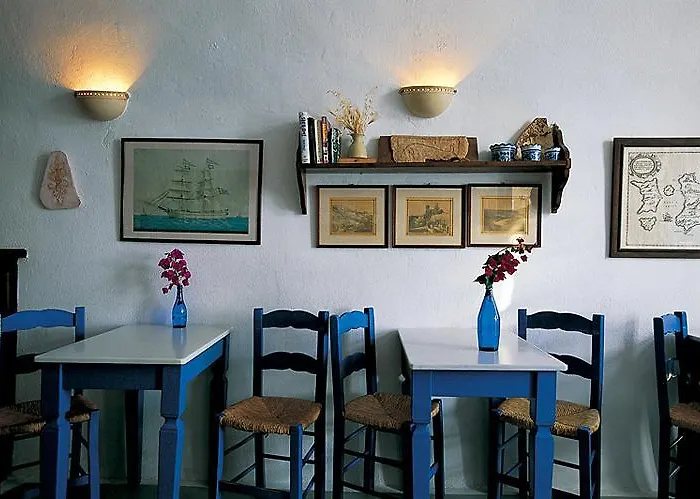 Altana Heritage Imerovigli (Santorini)